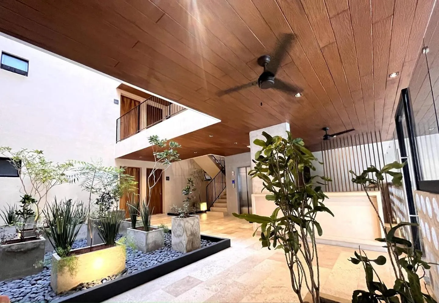 アパートホテル Kaahal Luxury Suites プレヤデルカーメン
